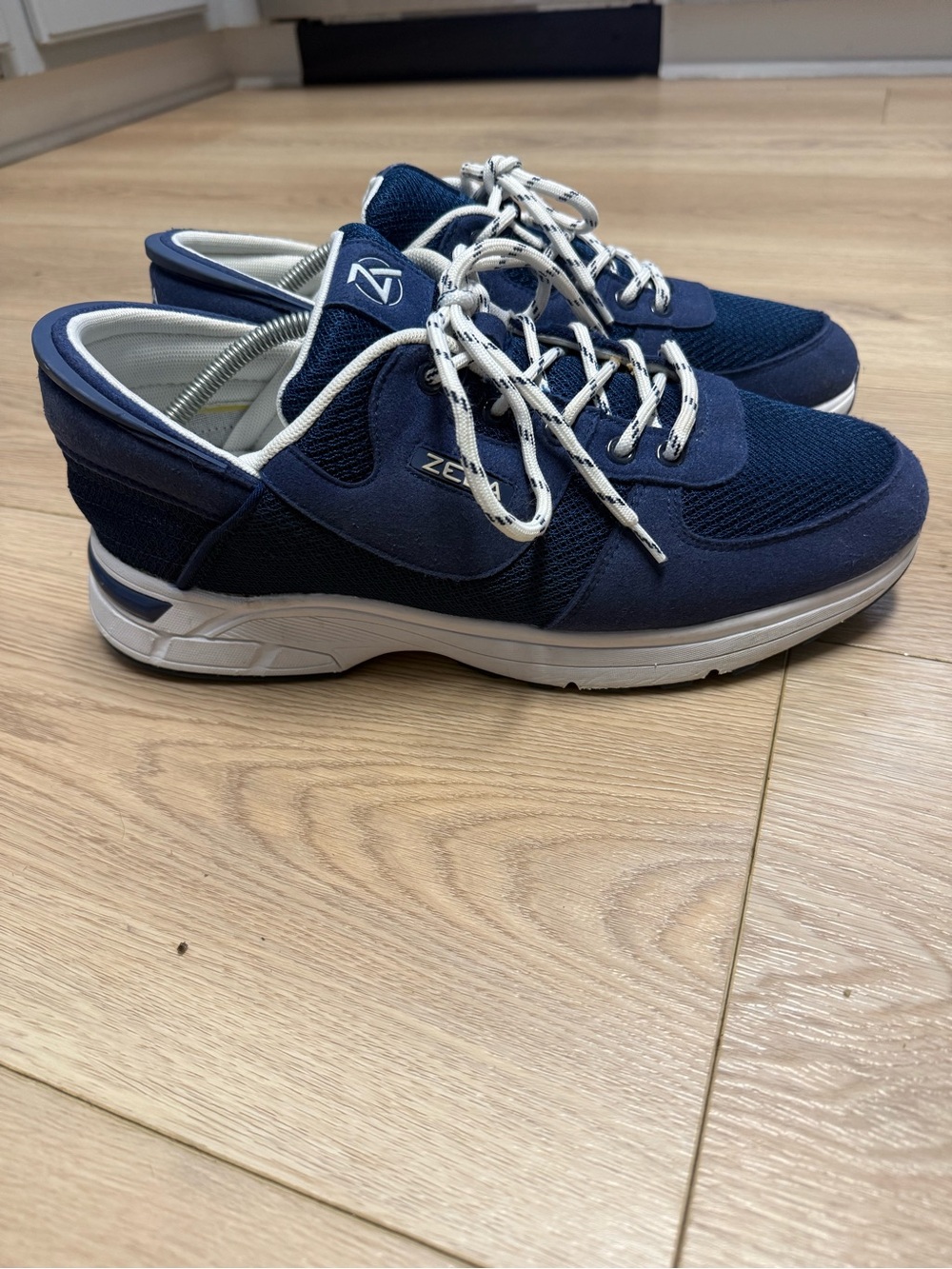 Zeba Navy Blue Hands Free Slip On Athletic Comfort Walking Shoes Size 12